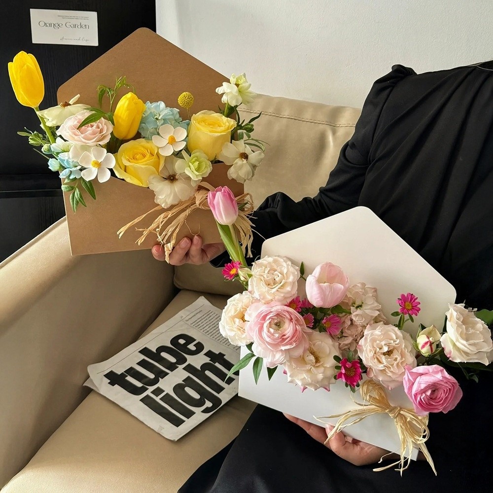 กล่องของขวัญดอกไม้รูปซองจดหมาย - Florist Flower Supply บทวิจารณ์และราคา